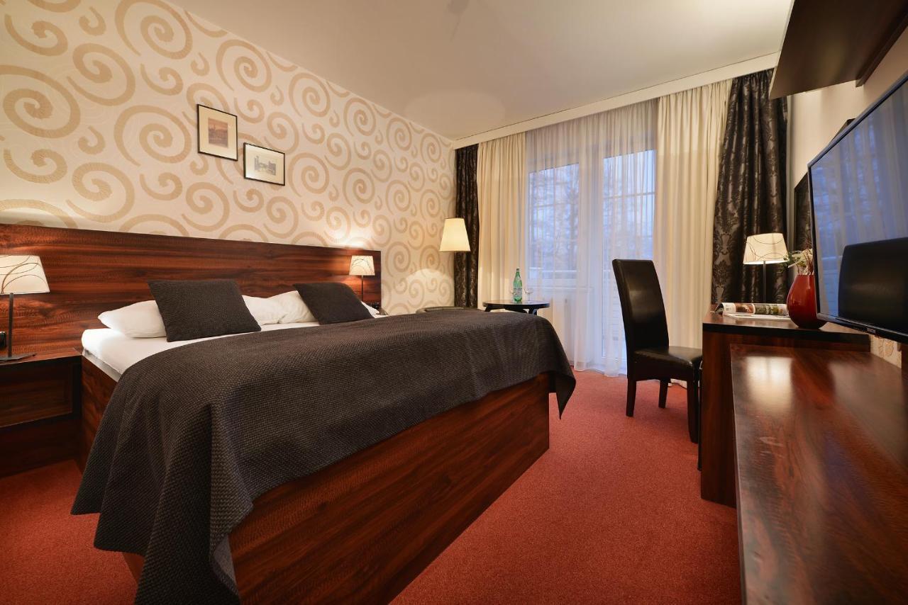 Parkhotel Morris Novy Bor Bagian luar foto