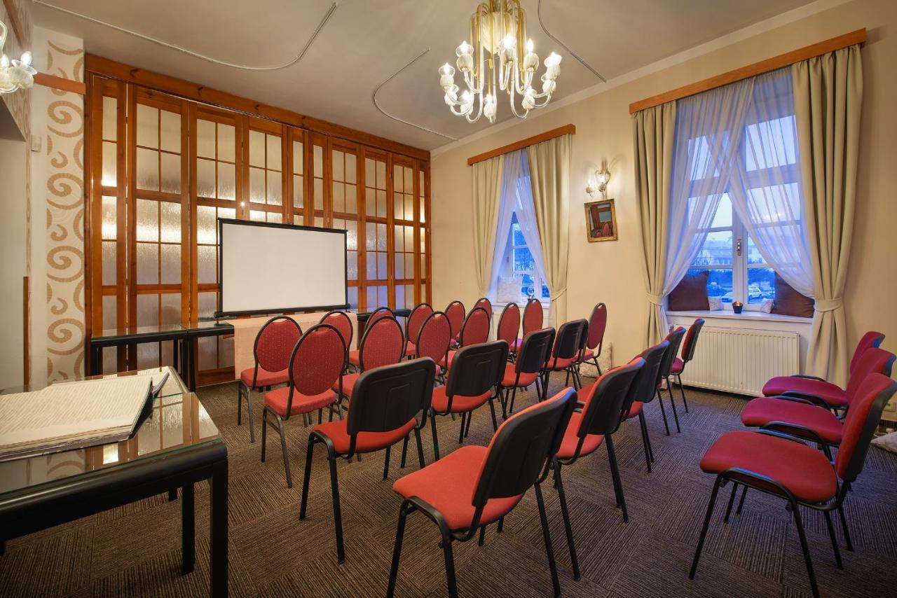 Parkhotel Morris Novy Bor Bagian luar foto