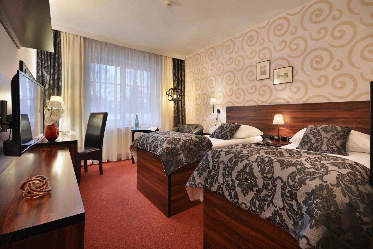 Parkhotel Morris Novy Bor Bagian luar foto