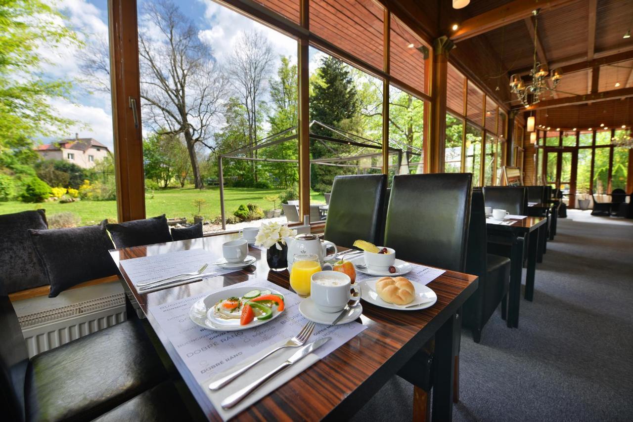 Parkhotel Morris Novy Bor Bagian luar foto