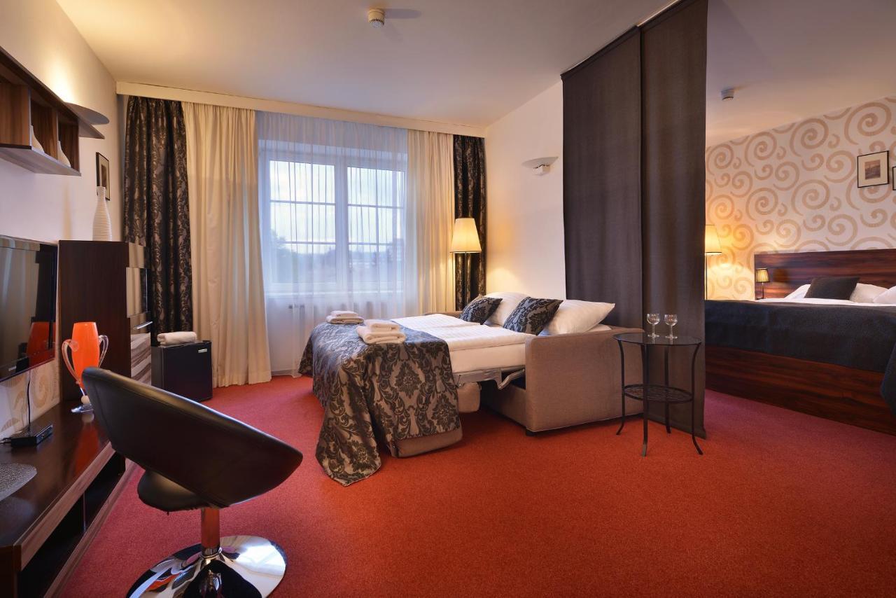 Parkhotel Morris Novy Bor Bagian luar foto
